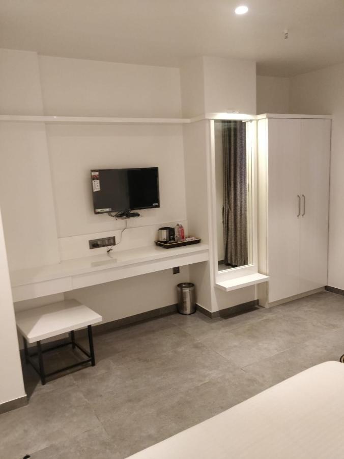 Hotel My Home Residency Nashik Extérieur photo