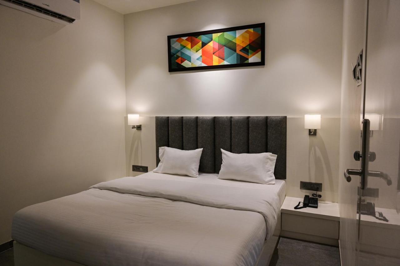 Hotel My Home Residency Nashik Extérieur photo